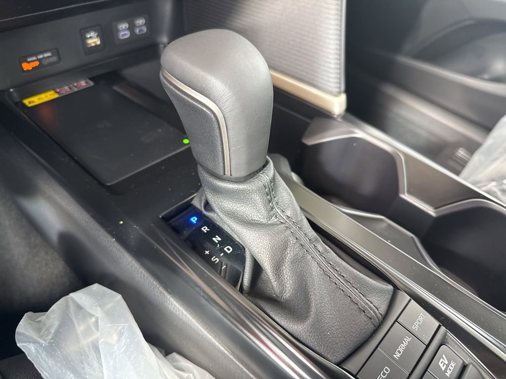 New 2026 Toyota Camry SE image 12