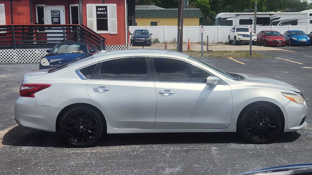 Used 2018 Nissan Altima 2.5 SV FWD image 7