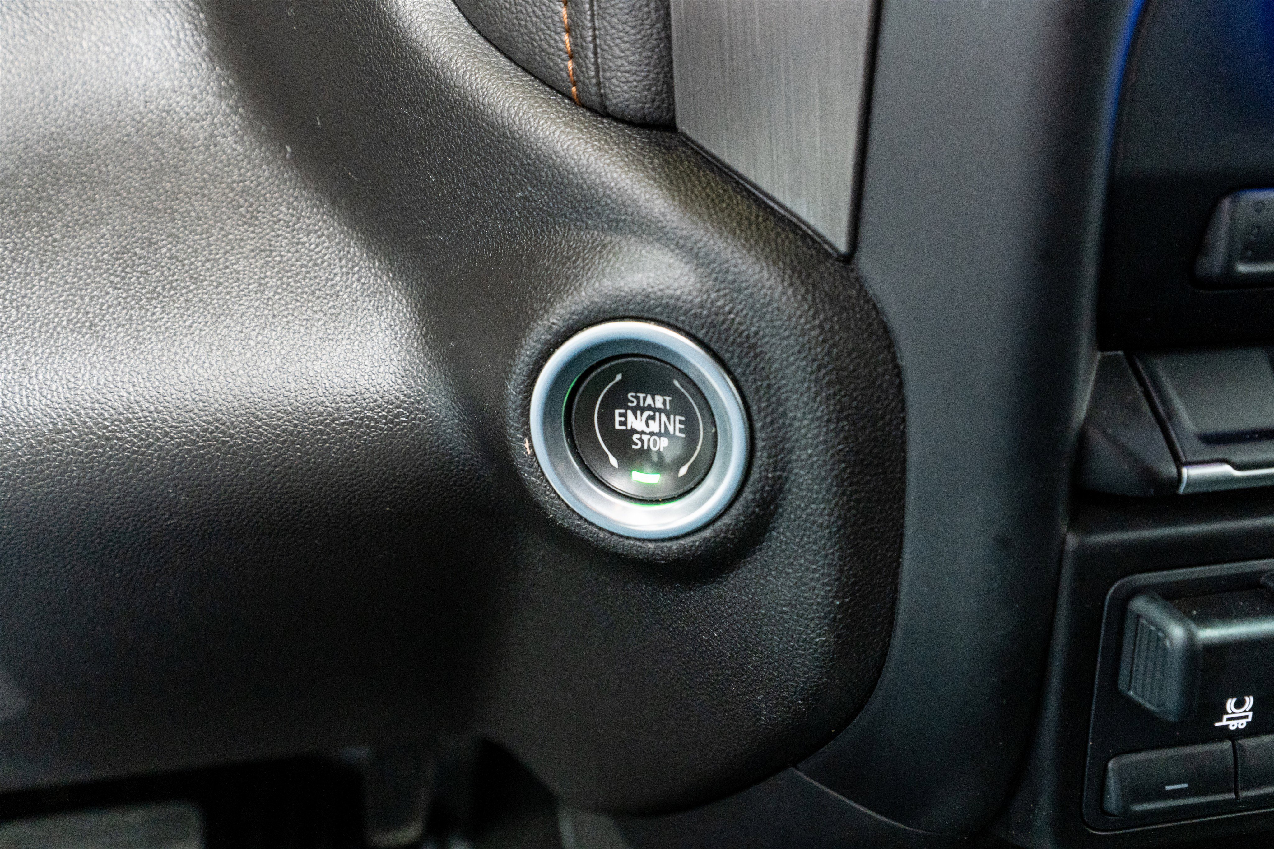 Used 2023 GMC Sierra 2500 AT4 image 26