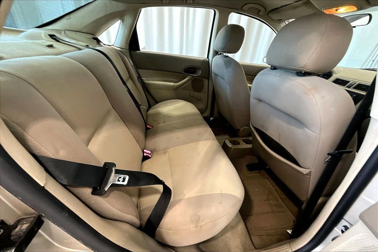 Used 2007 Ford Focus SE image 24