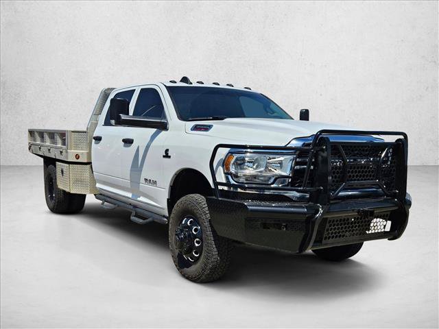 Used 2020 RAM 3500 Tradesman w/ Chrome Appearance Group AWD/4WD image 3