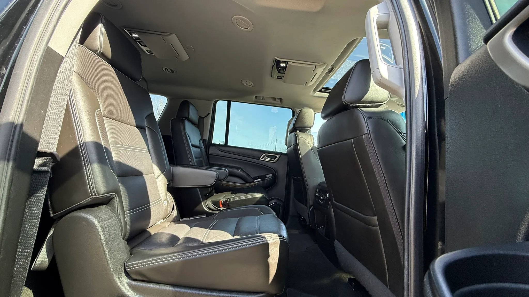 Used 2018 GMC Yukon XL Denali w/ Denali Ultimate Package image 34