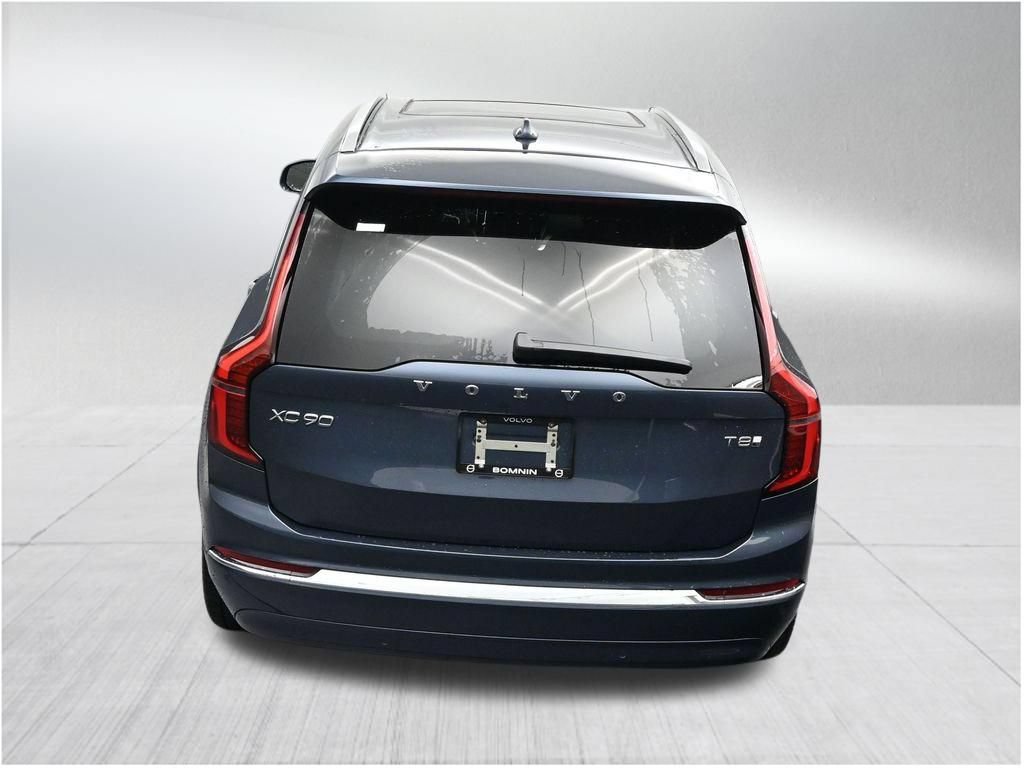 New 2026 Volvo XC90 T8 Plus AWD/4WD image 16