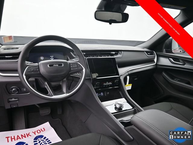 Used 2024 Jeep Grand Cherokee L Laredo AWD/4WD image 28
