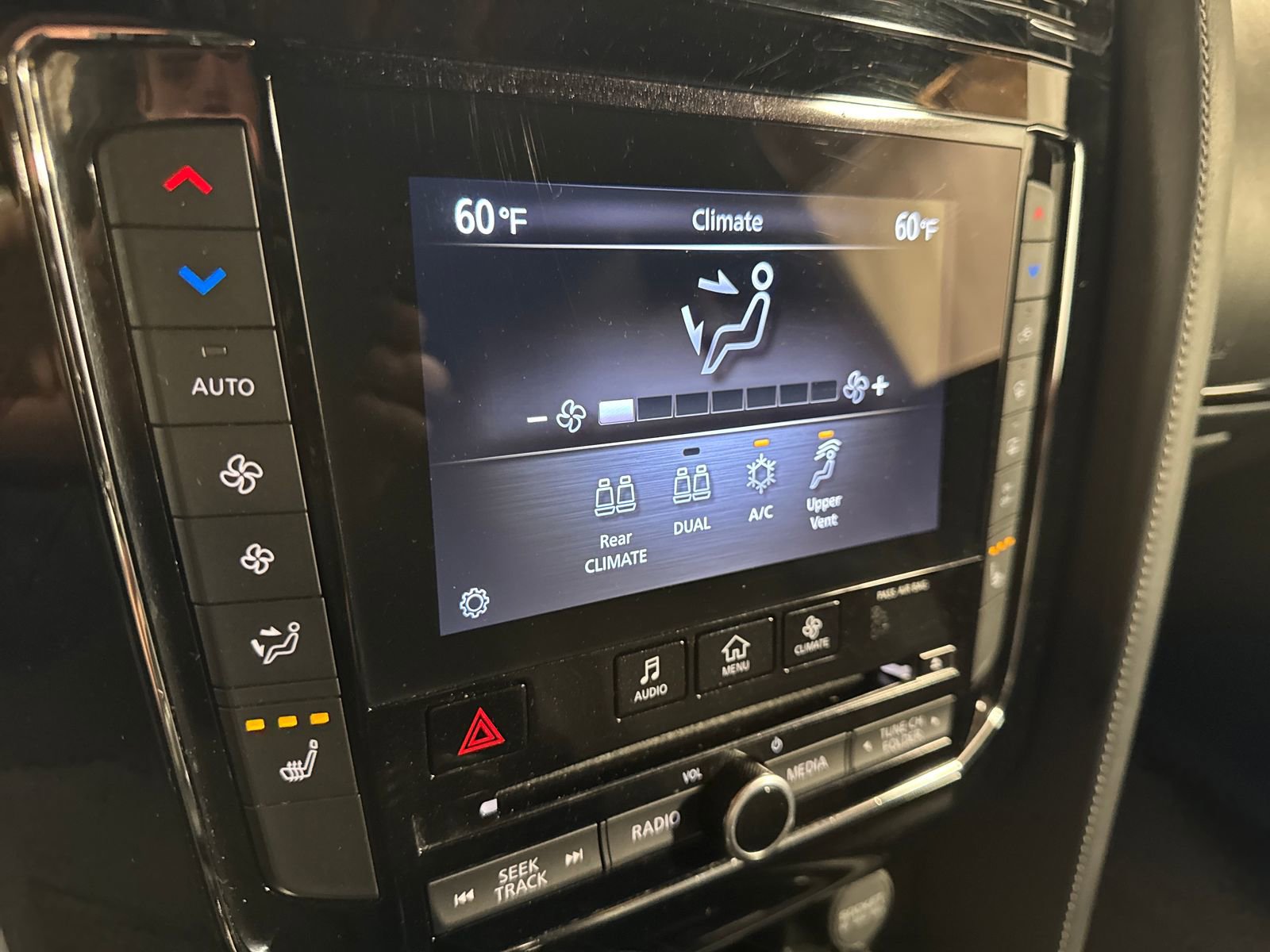 Used 2020 INFINITI QX80 Luxe w/ Edition 30 Package AWD/4WD image 23