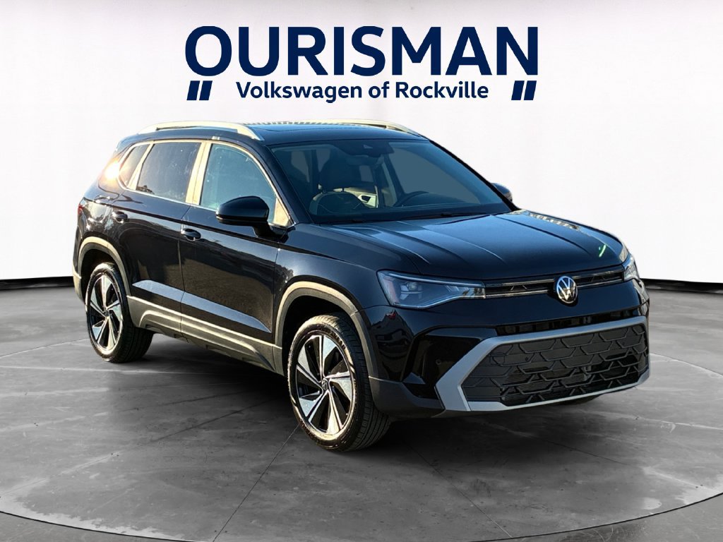 Used 2025 Volkswagen Taos SE w/ Panoramic Sunroof Package AWD/4WD image 1