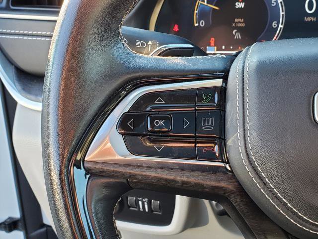 Used 2022 Jeep Grand Cherokee Overland w/ Adv Protech Group III AWD/4WD image 13