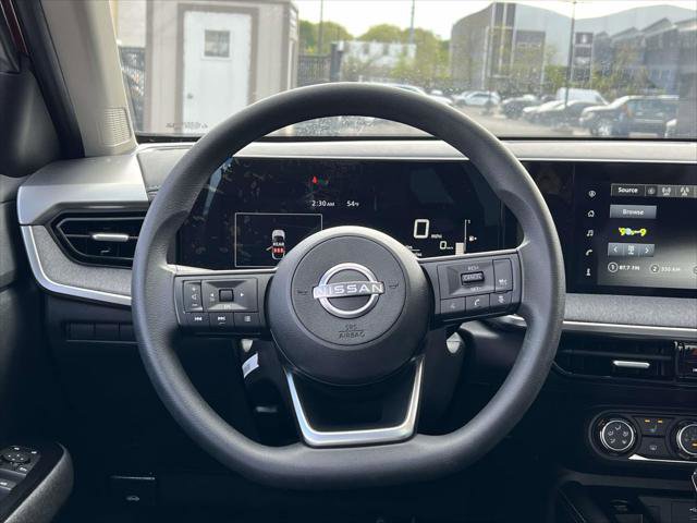 Used 2025 Nissan Kicks SV w/ SV Premium Package AWD/4WD image 17