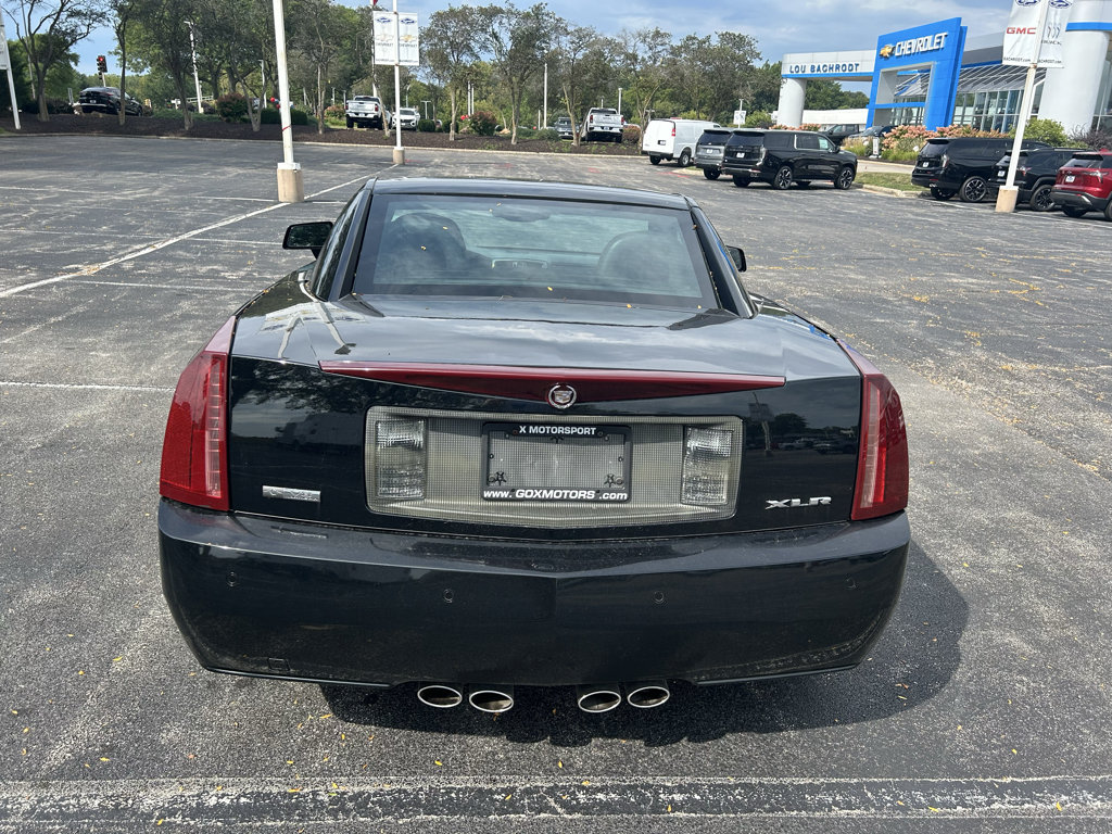 Used 2007 Cadillac XLR RWD image 6