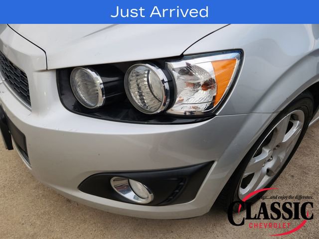 Used 2014 Chevrolet Sonic LTZ FWD image 10