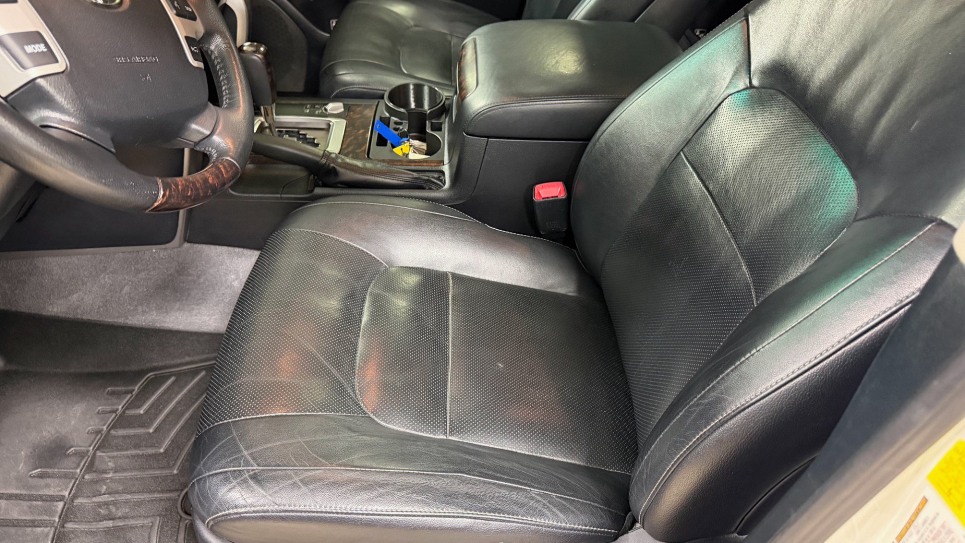Used 2014 Toyota Land Cruiser AWD/4WD image 24