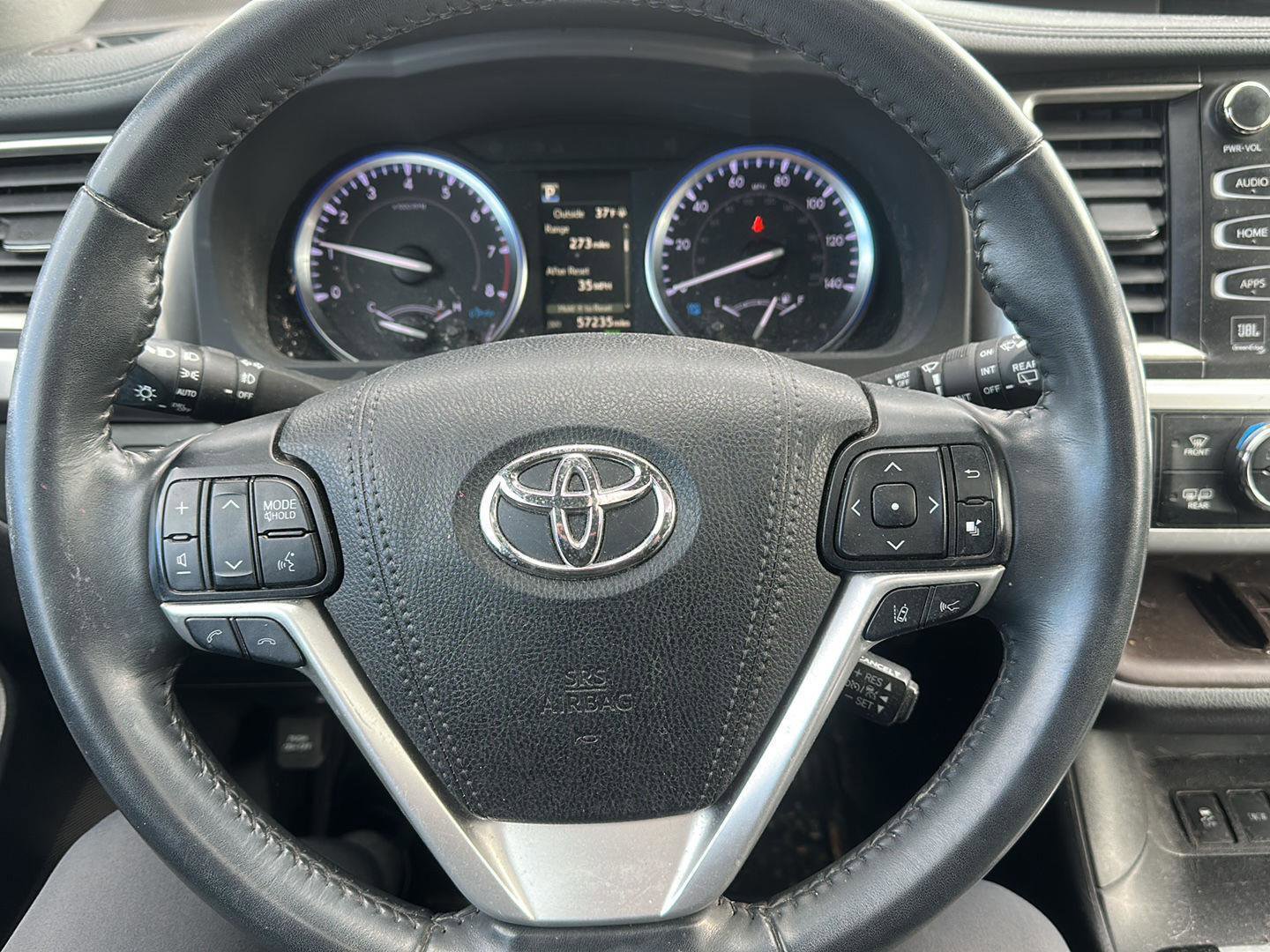 Used 2019 Toyota Highlander Limited image 15