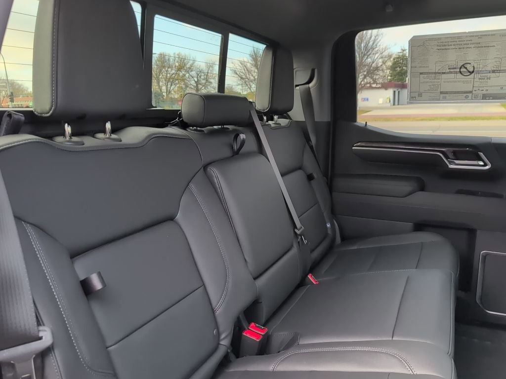 New 2026 Chevrolet Silverado 1500 LTZ w/ LTZ Premium Package image 30