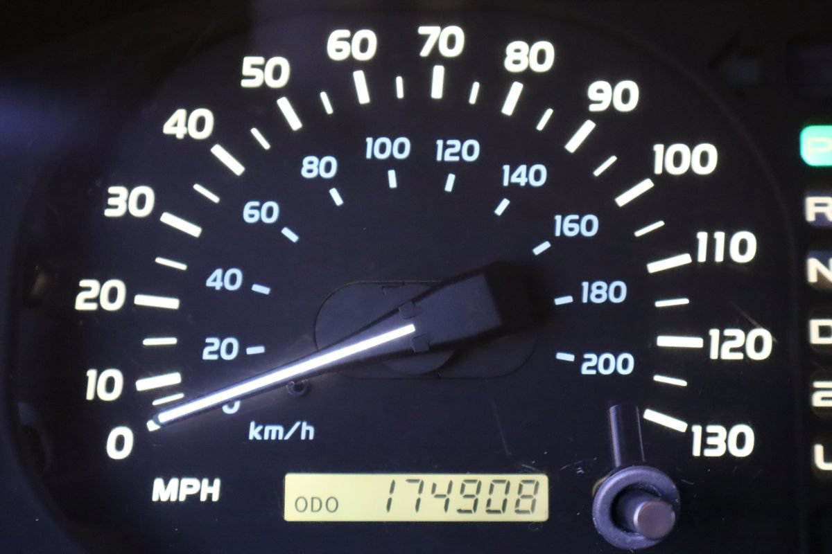 Used 2001 Lexus LX 470 4WD image 44