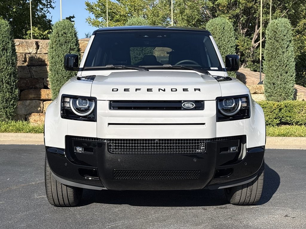 New 2026 Land Rover Defender 110 X-Dynamic SE AWD/4WD image 8