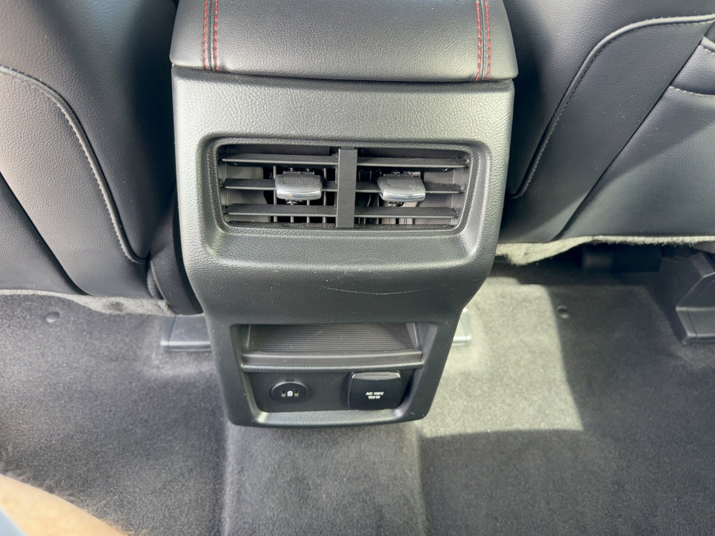 Certified 2024 Ford Edge ST-Line image 28