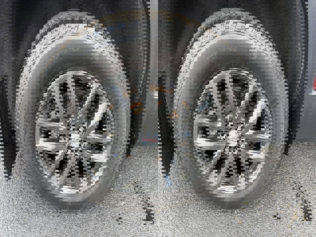 Used 2018 GMC Acadia SLT image 27