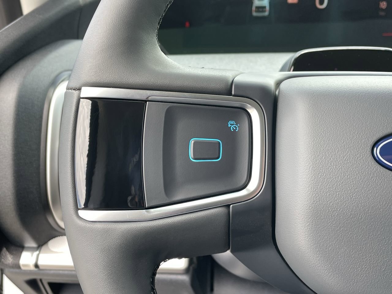 New 2026 Ford Expedition Max Active RWD image 31