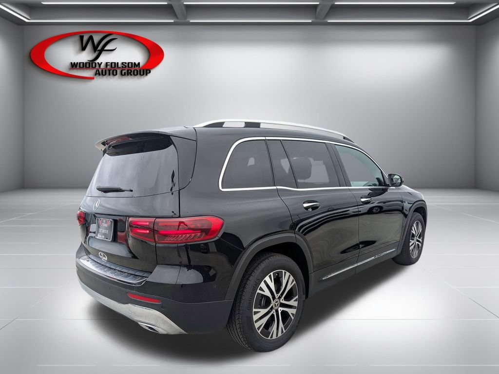 Used 2025 Mercedes-Benz GLB 250 image 3