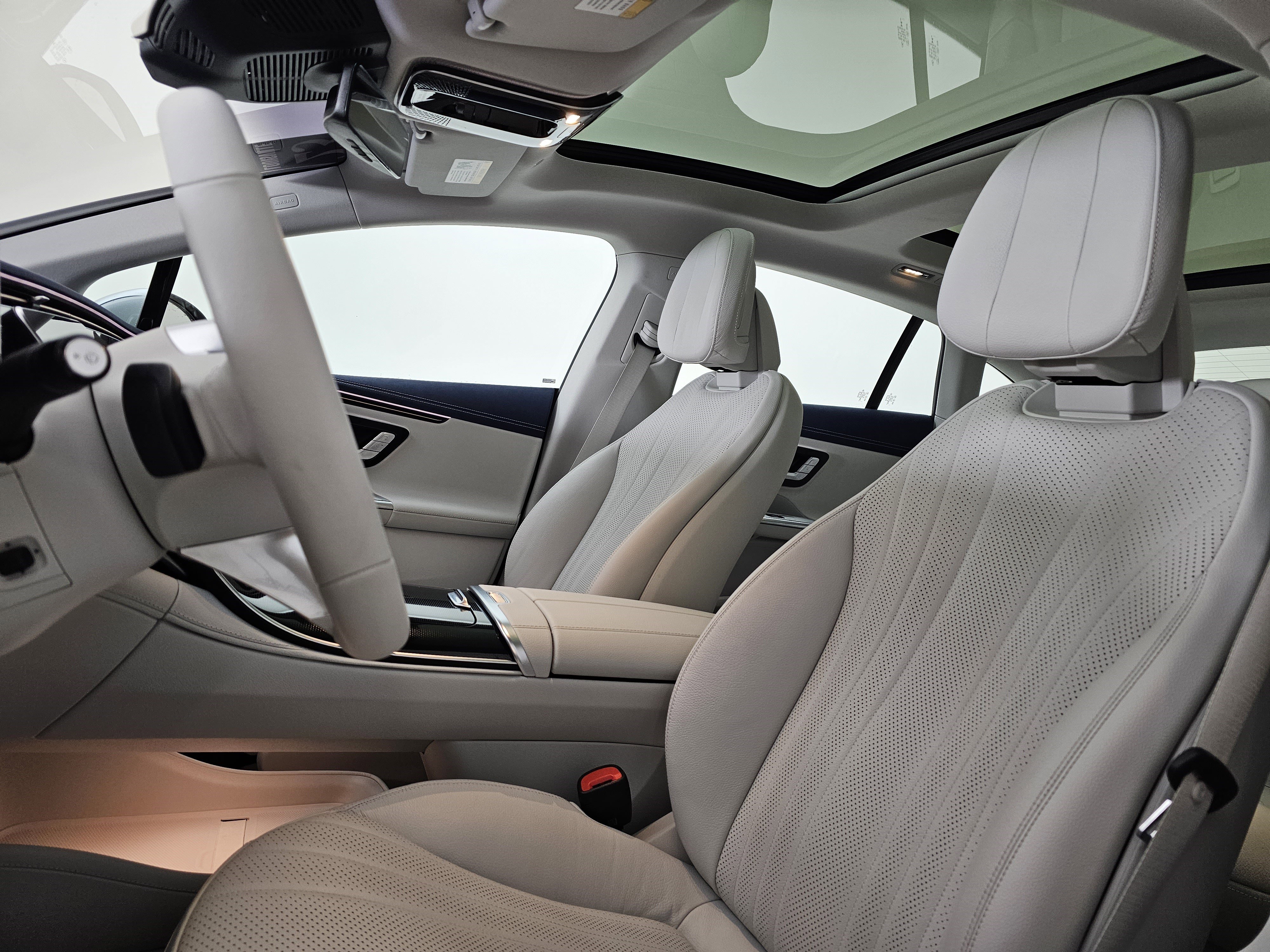 Used 2023 Mercedes-Benz EQE 350+ 4MATIC Sedan image 10