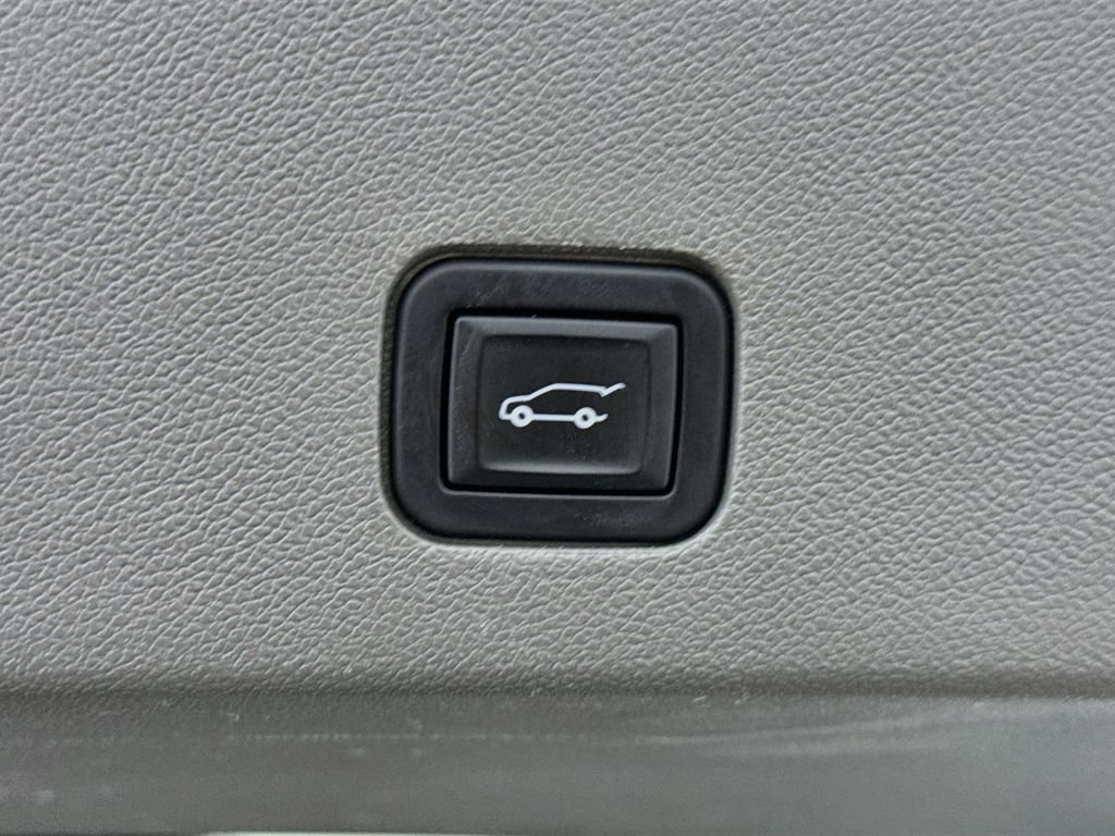 Used 2020 Cadillac XT6 Premium Luxury AWD/4WD image 32