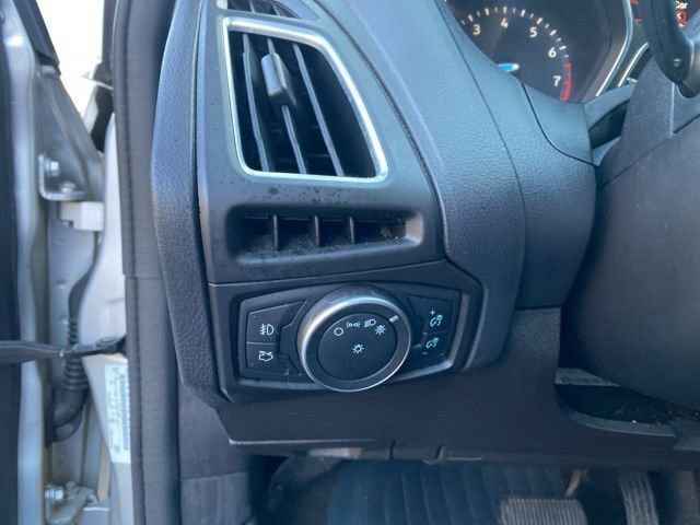 Used 2018 Ford Focus Titanium image 24