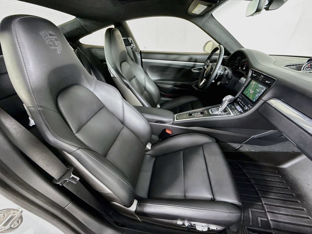 Certified 2018 Porsche 911 Carrera 4S AWD/4WD image 27