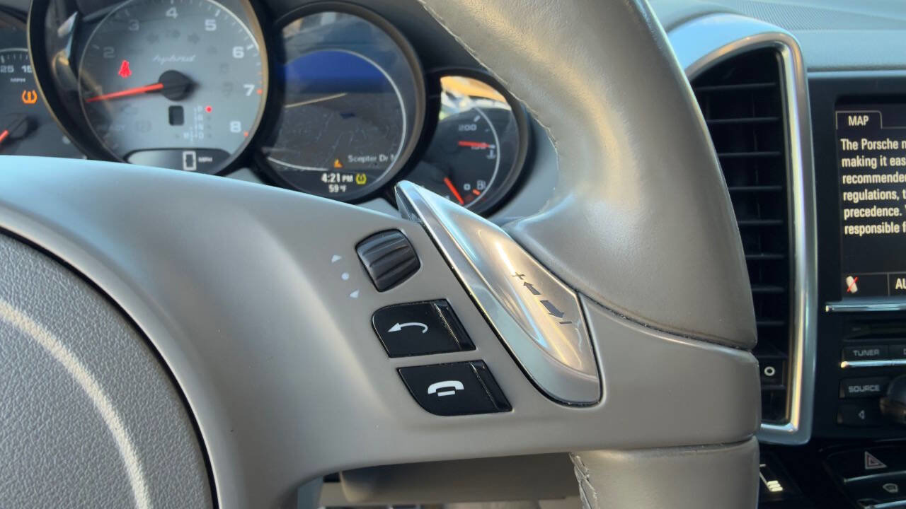 Used 2011 Porsche Cayenne S image 51