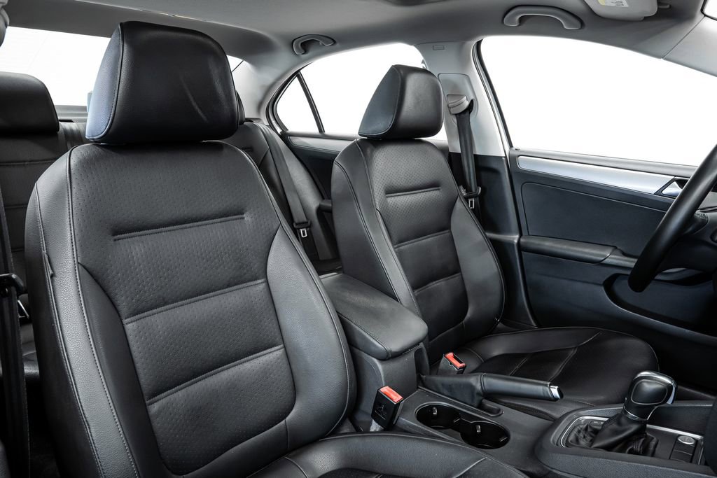 Used 2015 Volkswagen Jetta SE image 19