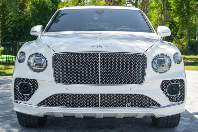 Used 2021 Bentley Bentayga AWD/4WD image 14