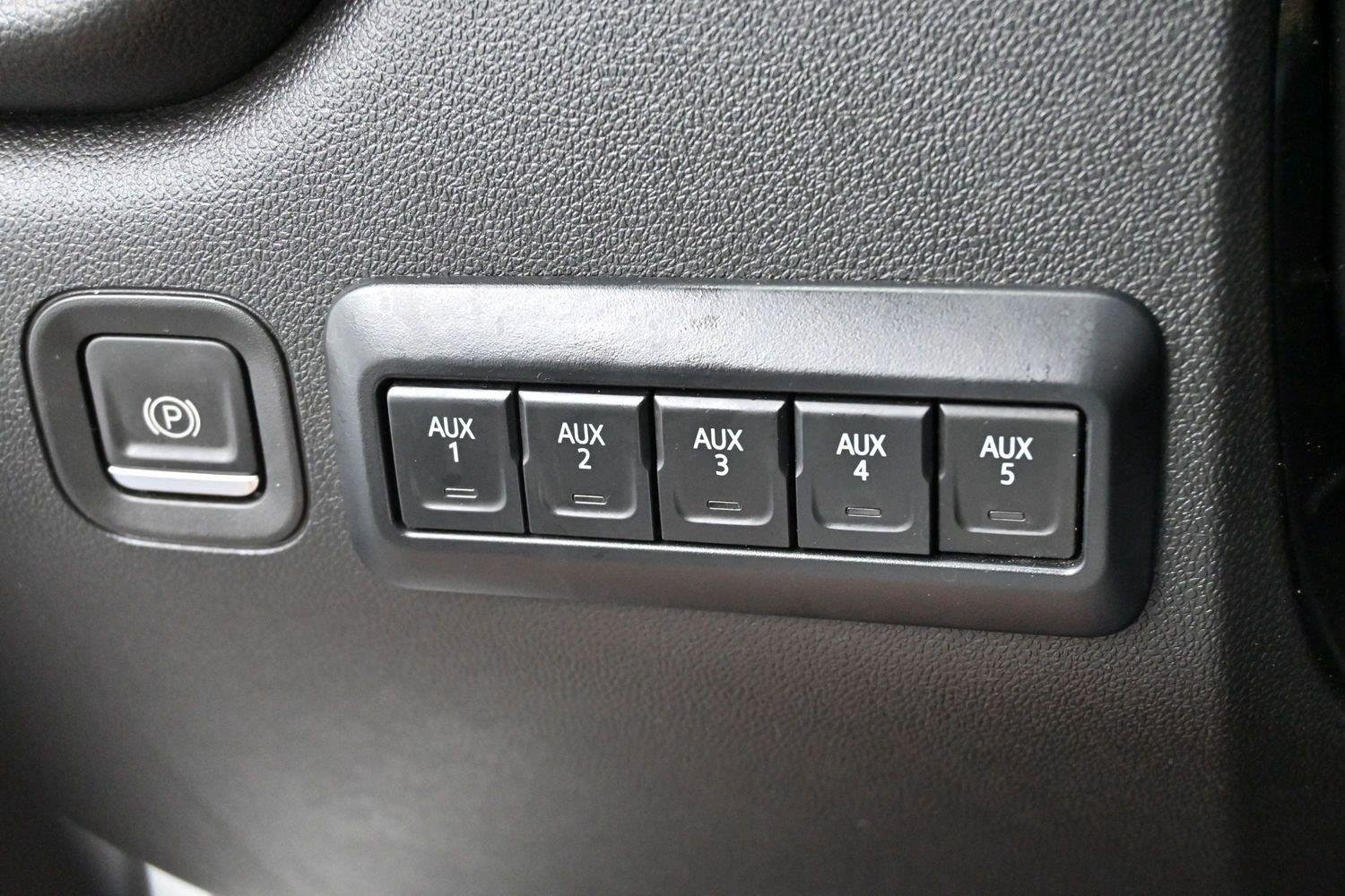 Used 2021 Chevrolet Silverado 2500 W/T w/ WT Convenience Package AWD/4WD image 18