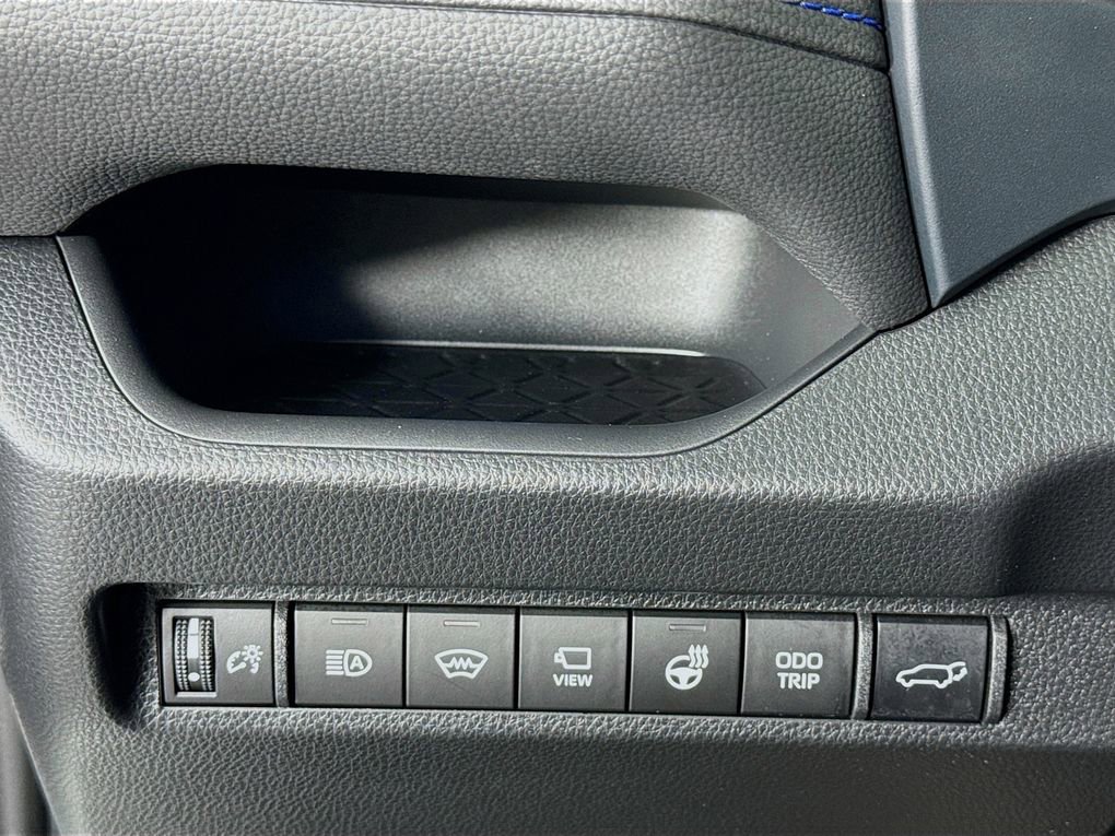 Used 2025 Toyota RAV4 XSE w/ Advanced Technology Package image 15