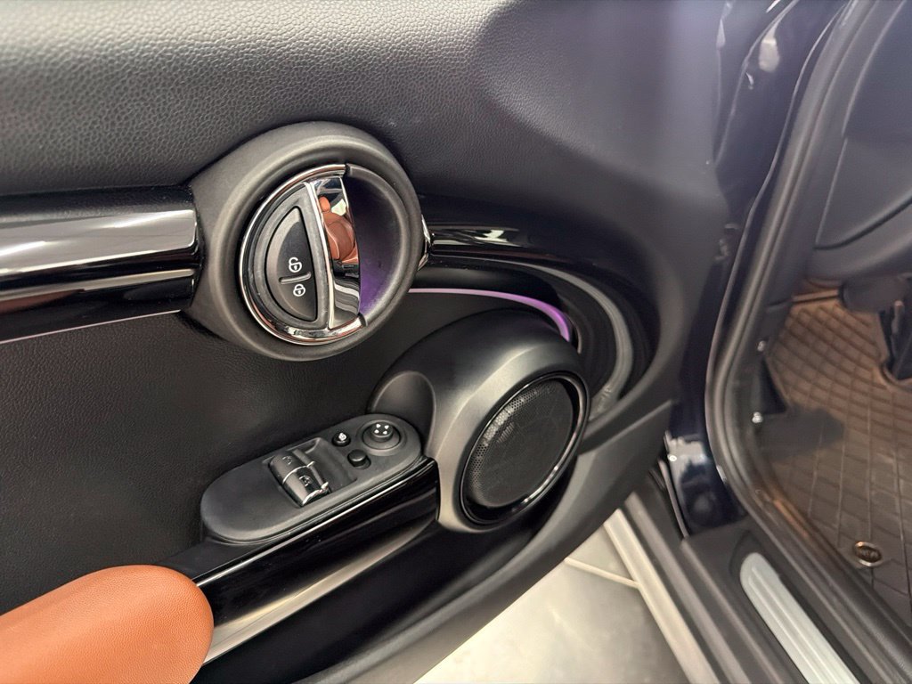 Used 2023 MINI Cooper S FWD image 23