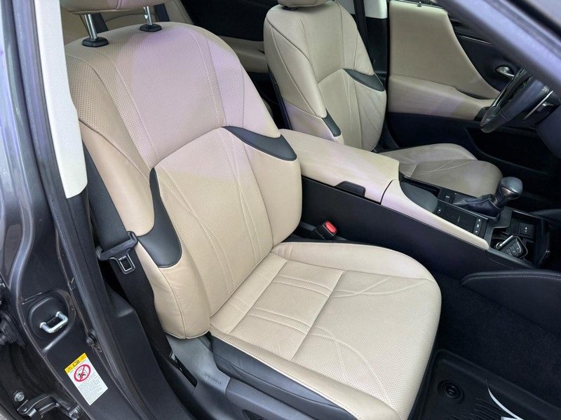 Used 2019 Lexus ES 350 image 11