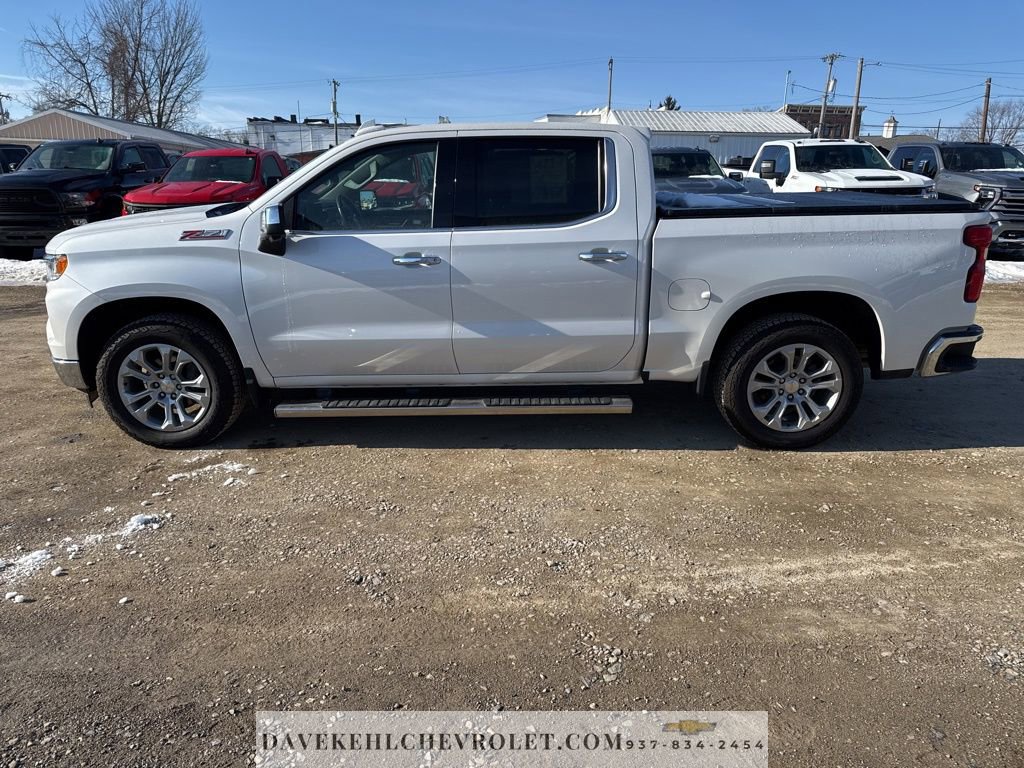 Used 2022 Chevrolet Silverado 1500 LTZ image 2