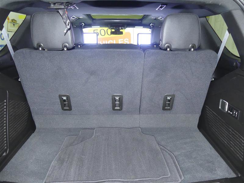 Used 2021 Chevrolet Tahoe LT w/ LT Signature Package image 35