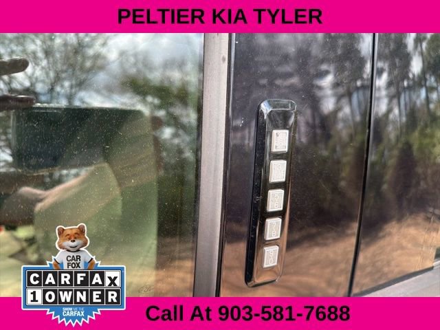 Used 2015 Ford F150 XLT w/ Equipment Group 302A Luxury image 8