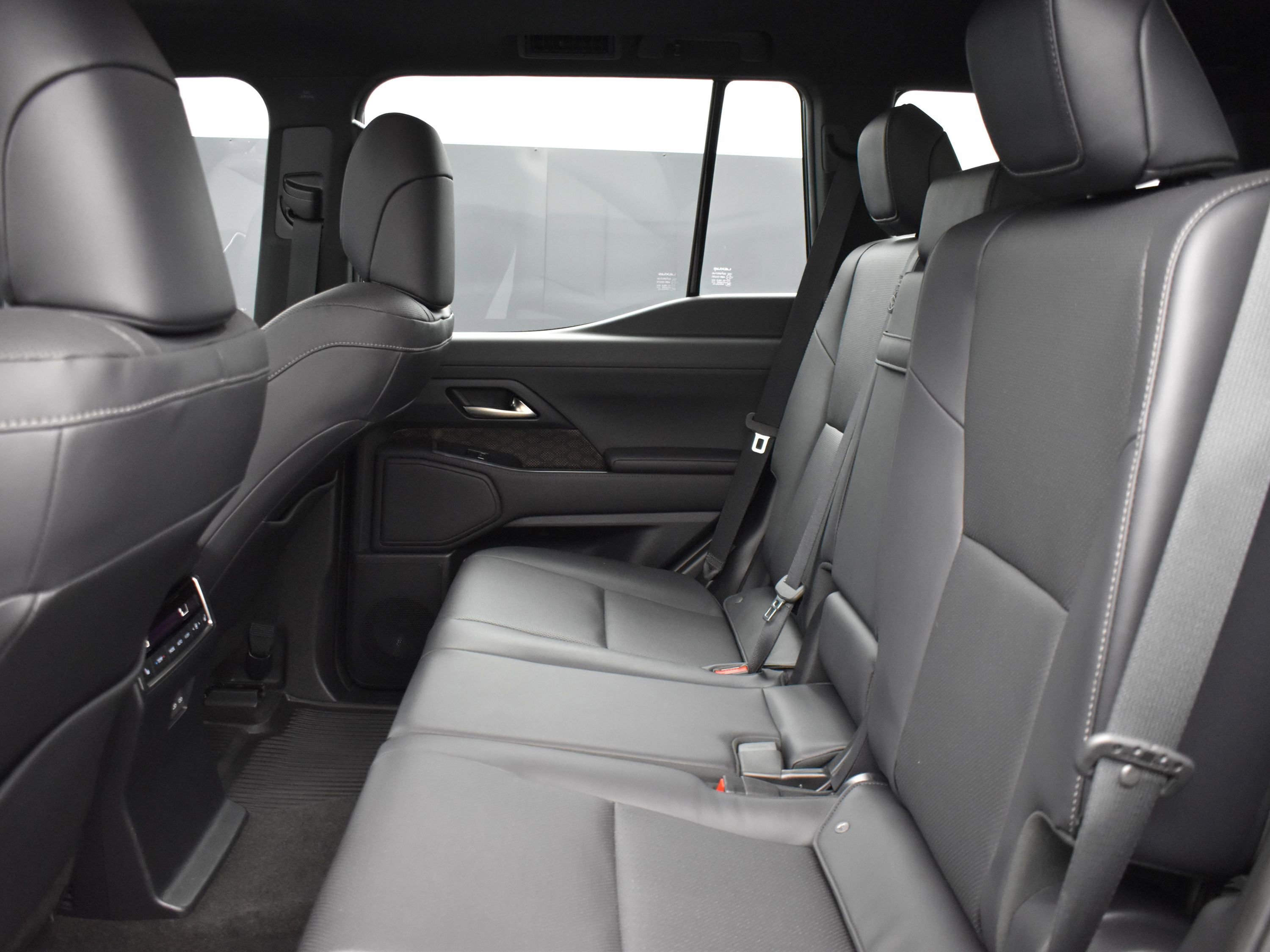 Used 2024 Lexus GX 550 image 14