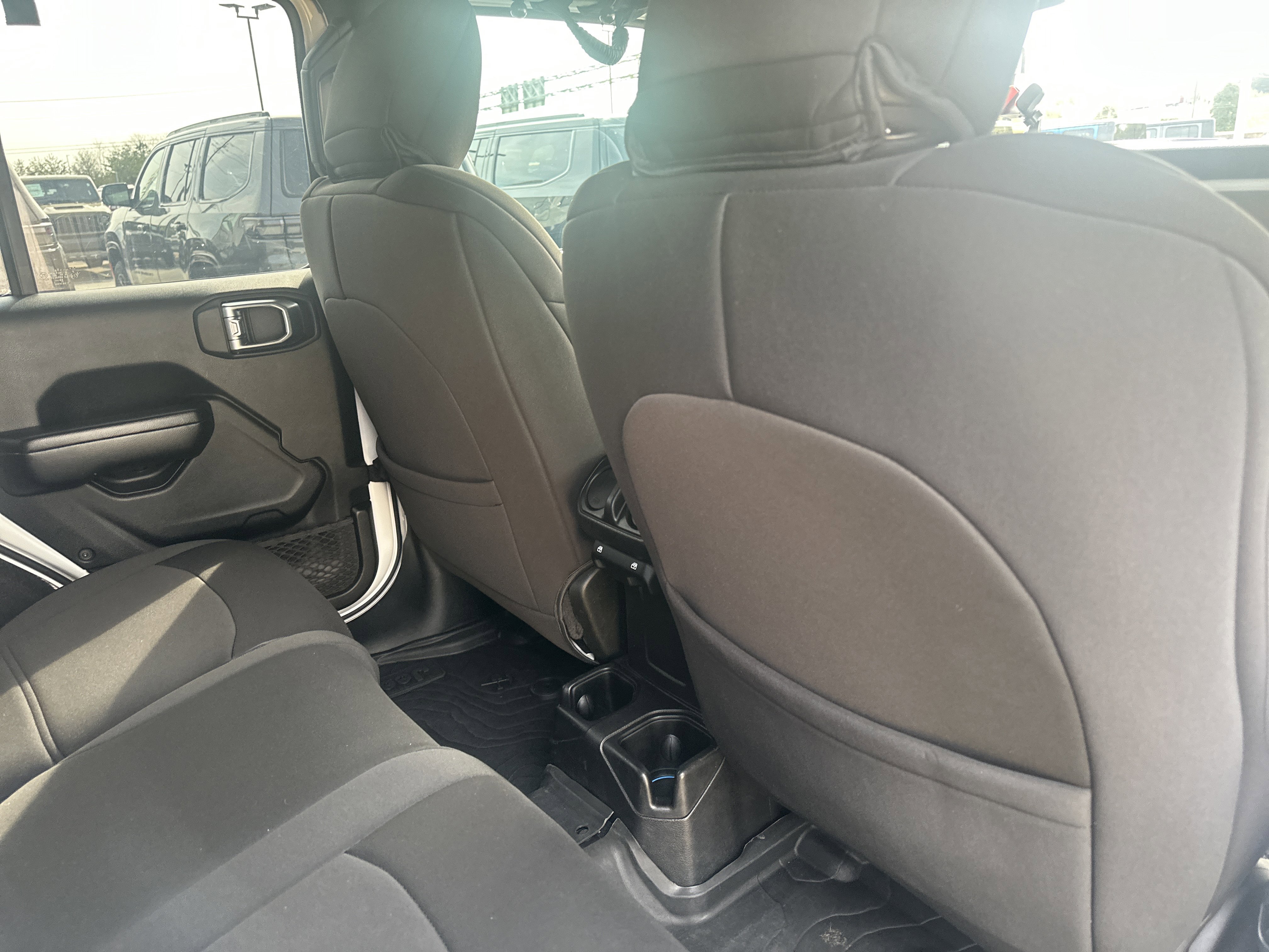 Used 2020 Jeep Wrangler Unlimited Sport image 29