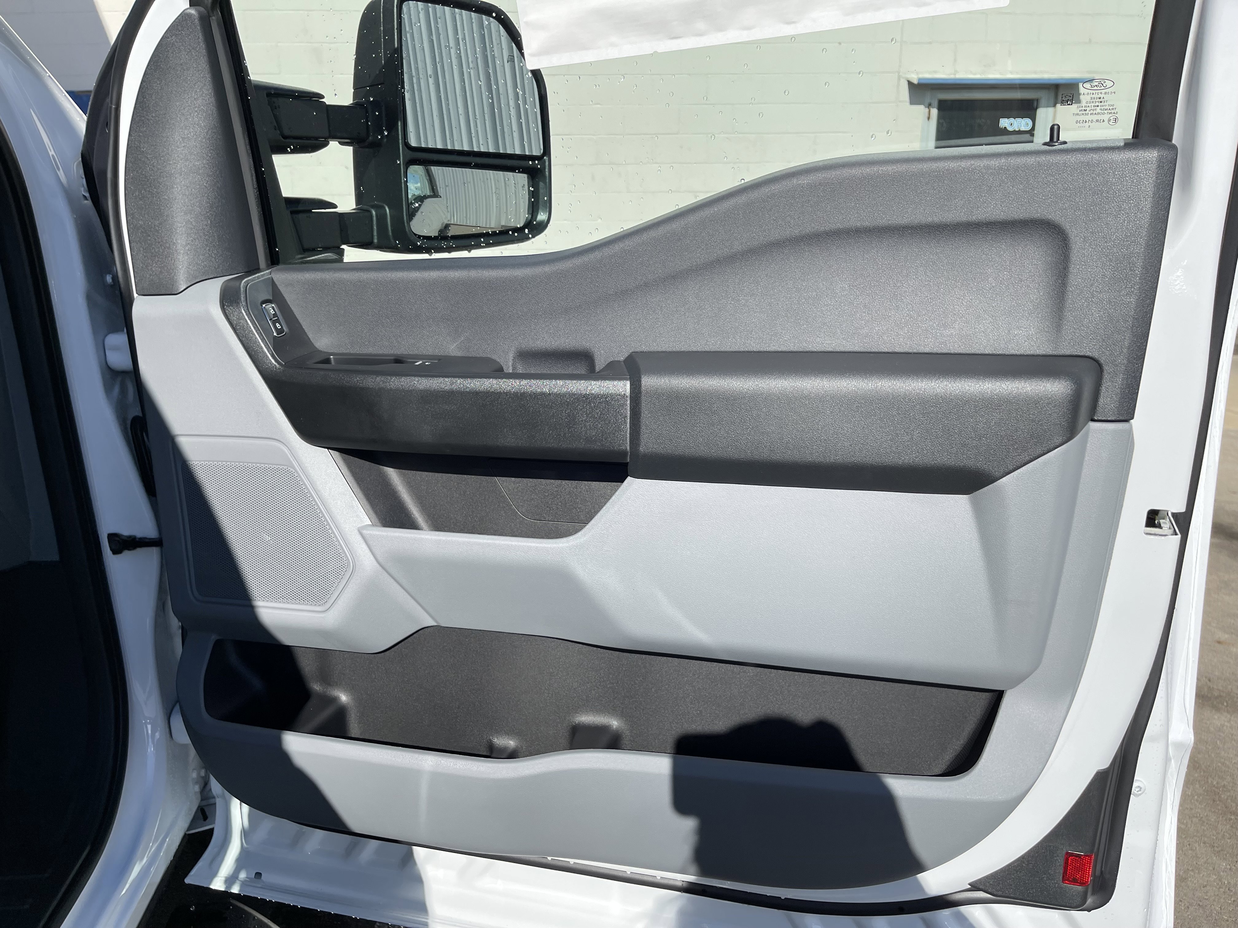 New 2026 Ford F250 XL w/ XL Chrome Package image 37