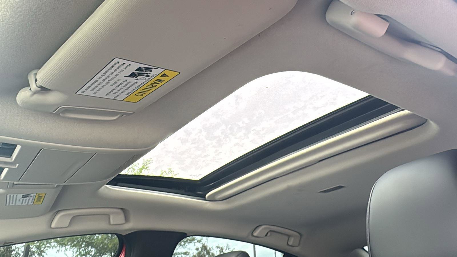 Used 2022 MAZDA MAZDA3 s image 22