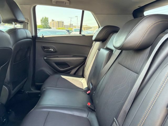 Used 2019 Chevrolet Trax LT w/ LT Convenience Package FWD image 21
