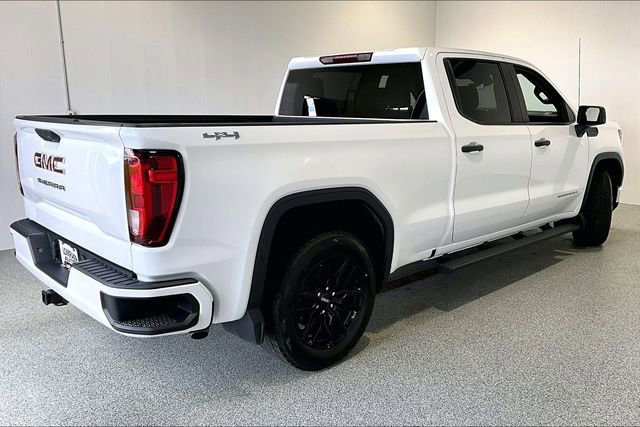 Used 2024 GMC Sierra 1500 Pro w/ Graphite Edition AWD/4WD image 5