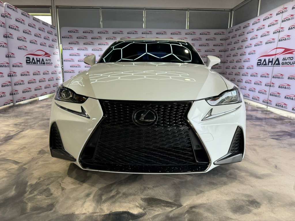 Used 2020 Lexus IS 300 F Sport w/ F Sport Package RWD image 3