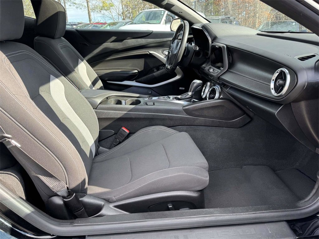 Used 2022 Chevrolet Camaro LT w/ RS Package image 14