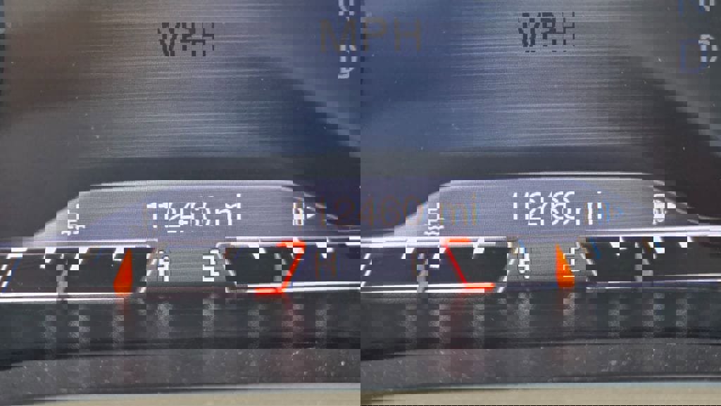 Used 2018 Jeep Cherokee Limited image 19