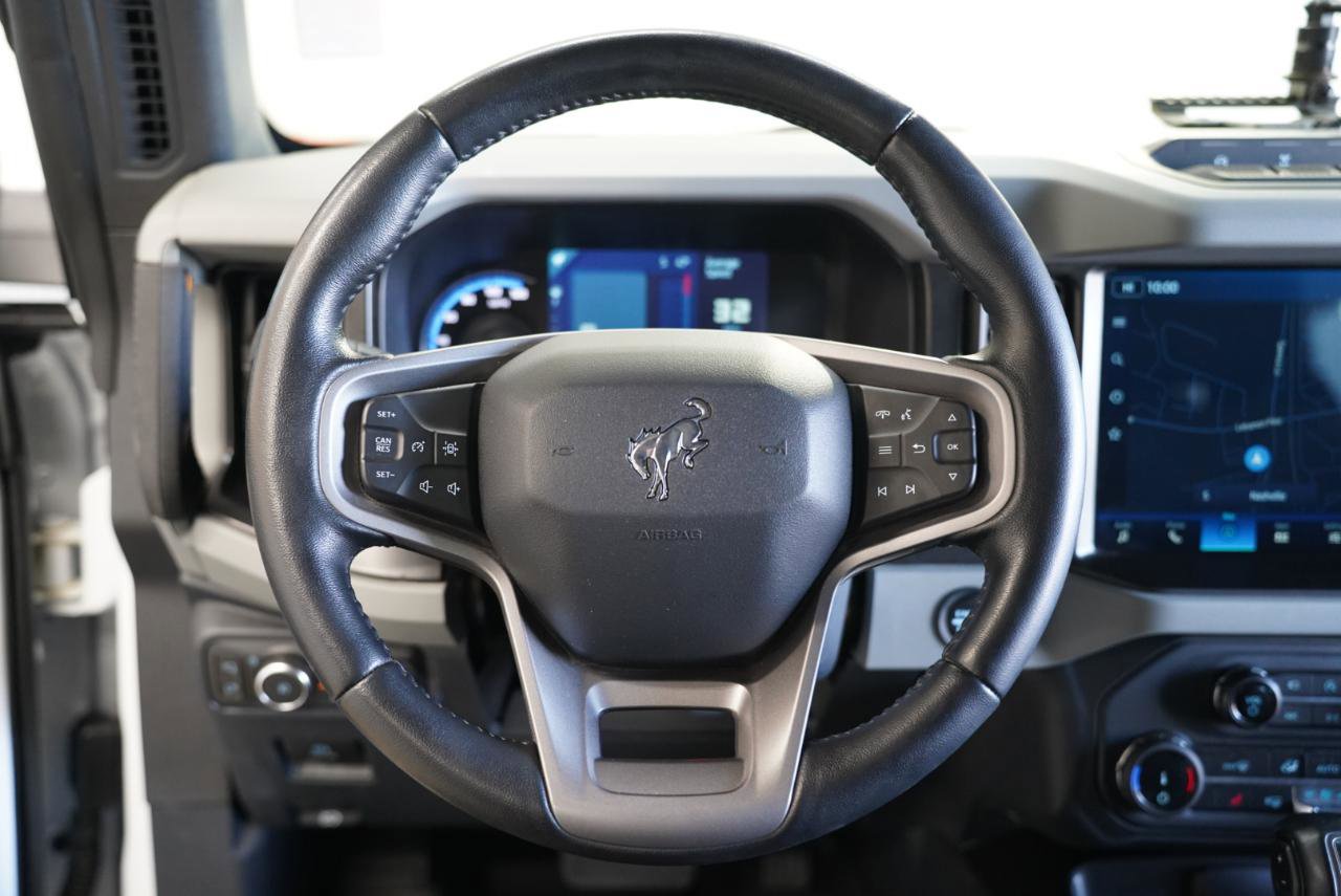 Used 2022 Ford Bronco Badlands w/ Sasquatch Package image 12