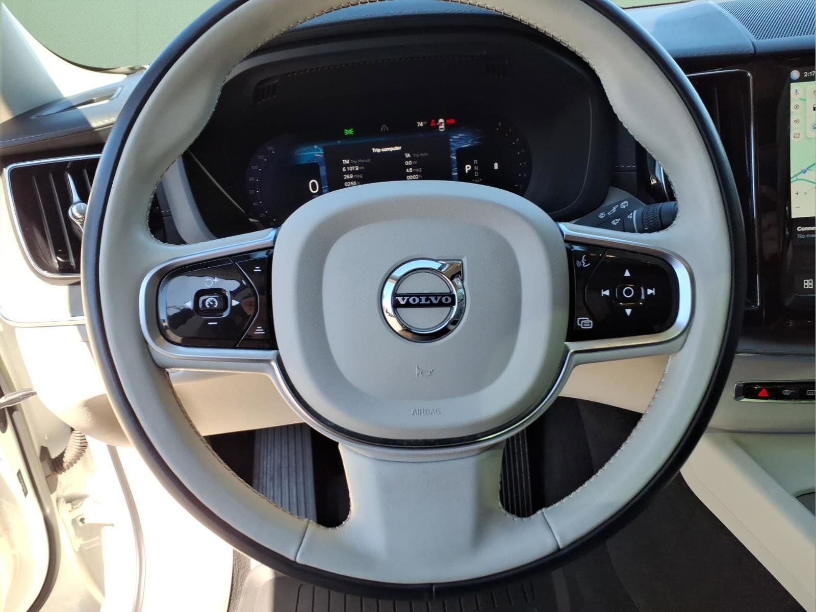 Used 2023 Volvo XC60 B5 Ultimate w/ Protection Package Premier image 21