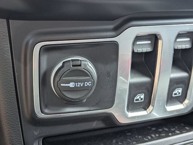 Used 2022 Jeep Wrangler Sport AWD/4WD image 20