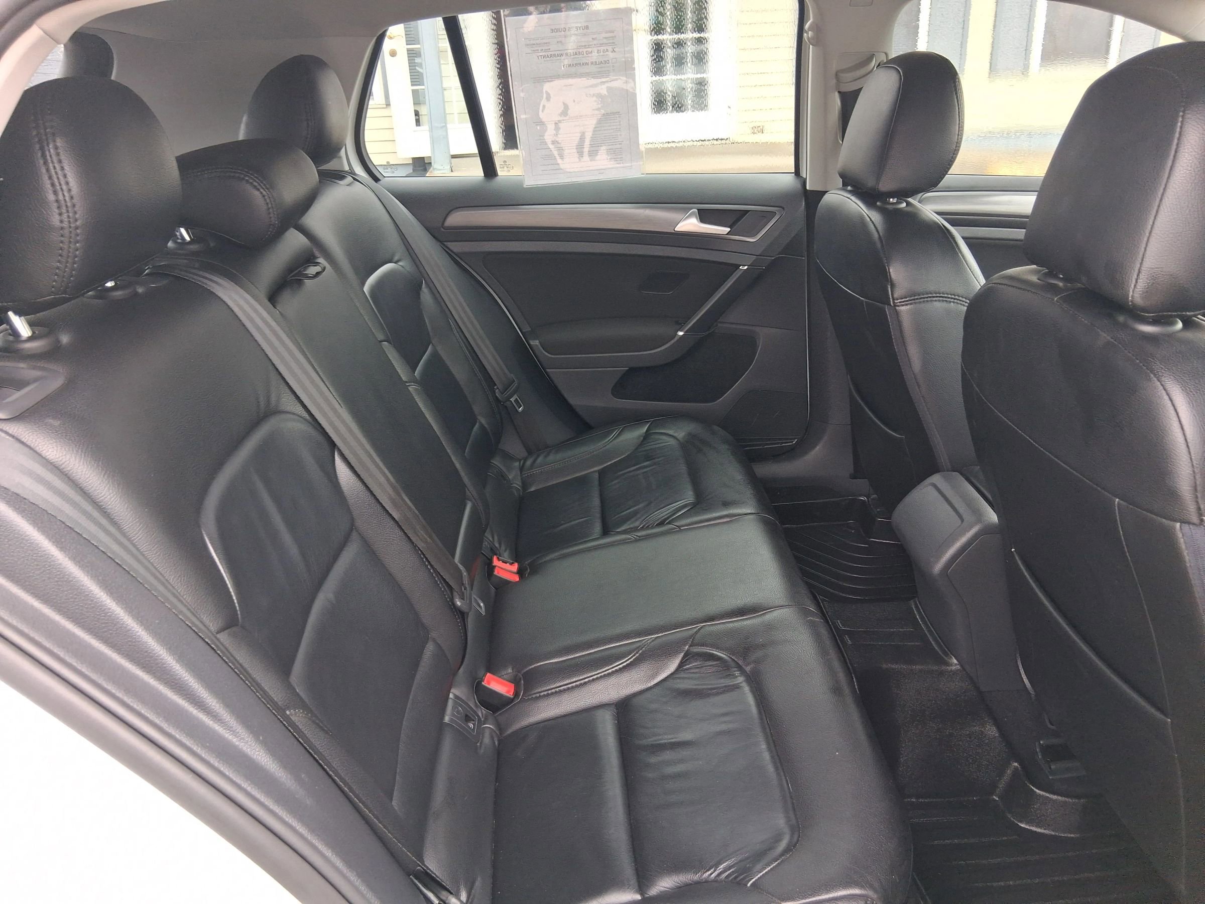 Used 2018 Volkswagen Golf S FWD image 21